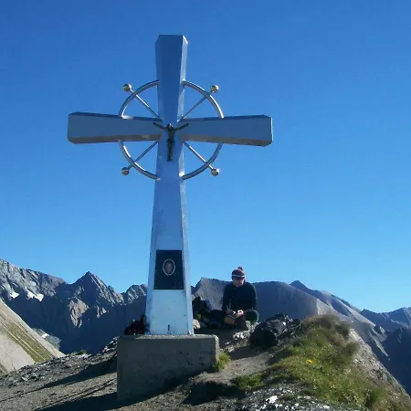 Prast アパート *