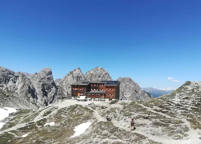 Prast アパート Ainet